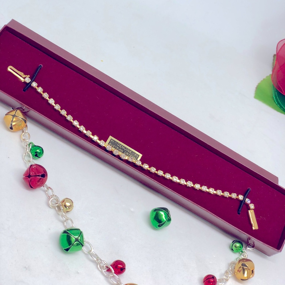 Genuine Austrian Crystal💥NIB💥Tennis Gold Tone Bracelet